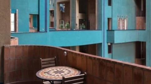 Flat to share in Carrer Narcís Monturiol, 23, Mas Lluí - Els Miralls, Barcelona - image 3 Photo 3 of Flat to share in Carrer Narcís Monturiol, 23, Mas Lluí - Els Miralls, Barcelona