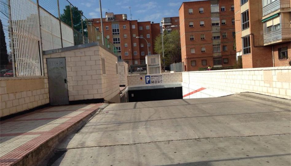 Garage to rent in Calle Brianda de Mendoza y Luna, Constitución - Balconcillo, Guadalajara - image 1 Photo 1 of Garage to rent in Calle Brianda de Mendoza y Luna, Constitución - Balconcillo, Guadalajara