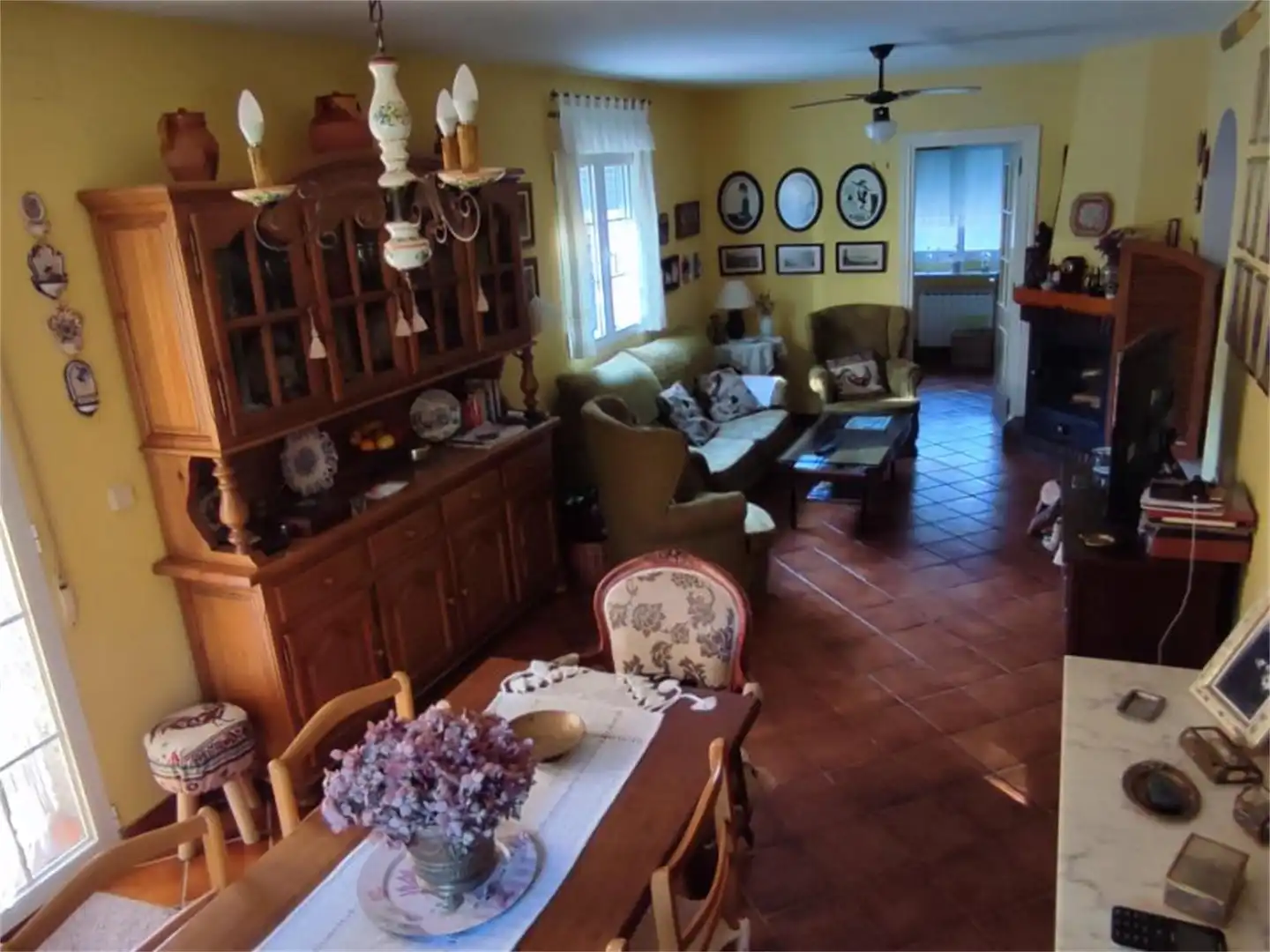 Casa o chalet en venta en Avenida de Sotolargo, Valdeaveruelo Sala de estar de Casa o chalet en venta en Valdeaveruelo con Piscina y Balcón