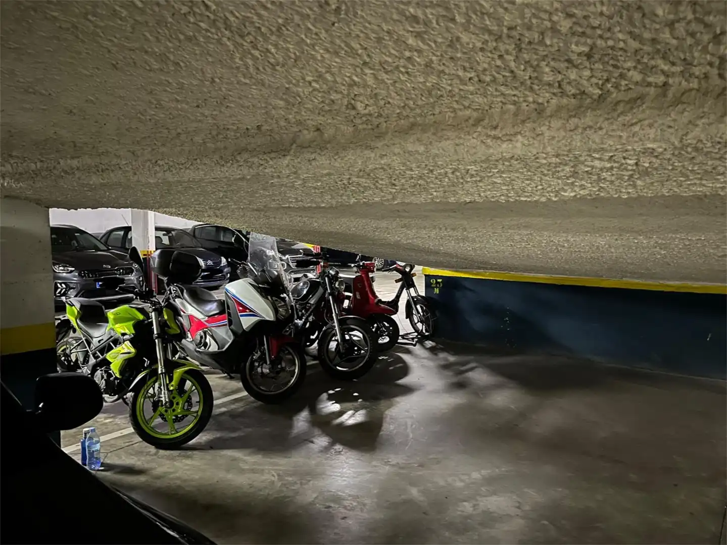Garage for rent in Calle de Silvano, Canillas Parking of Garage for rent in Madrid