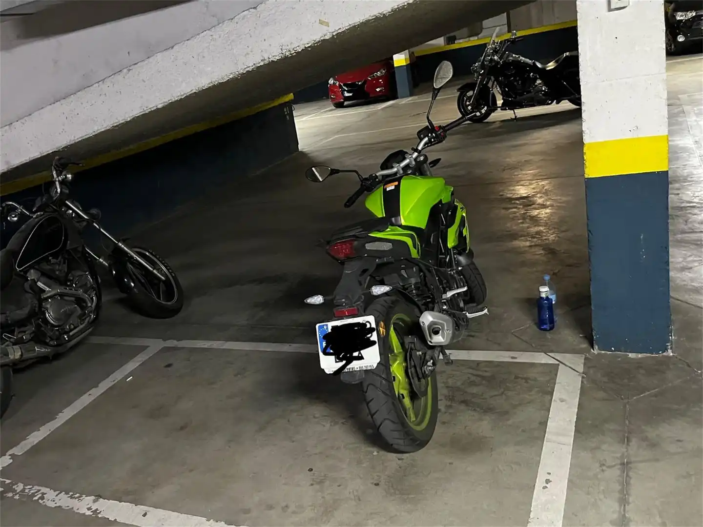 Garage for rent in Calle de Silvano, Canillas Parking of Garage for rent in Madrid