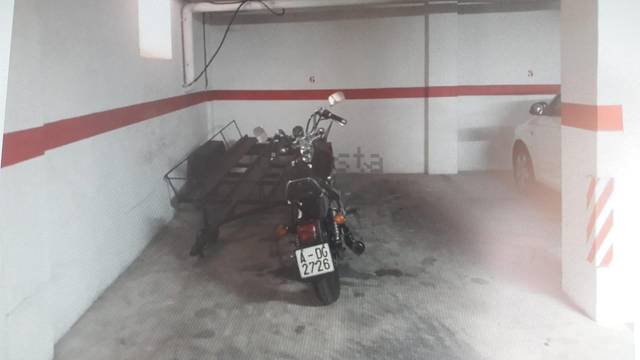 Garaje en Alquiler en Calle del Huerto, 54 en Parque de las Naciones