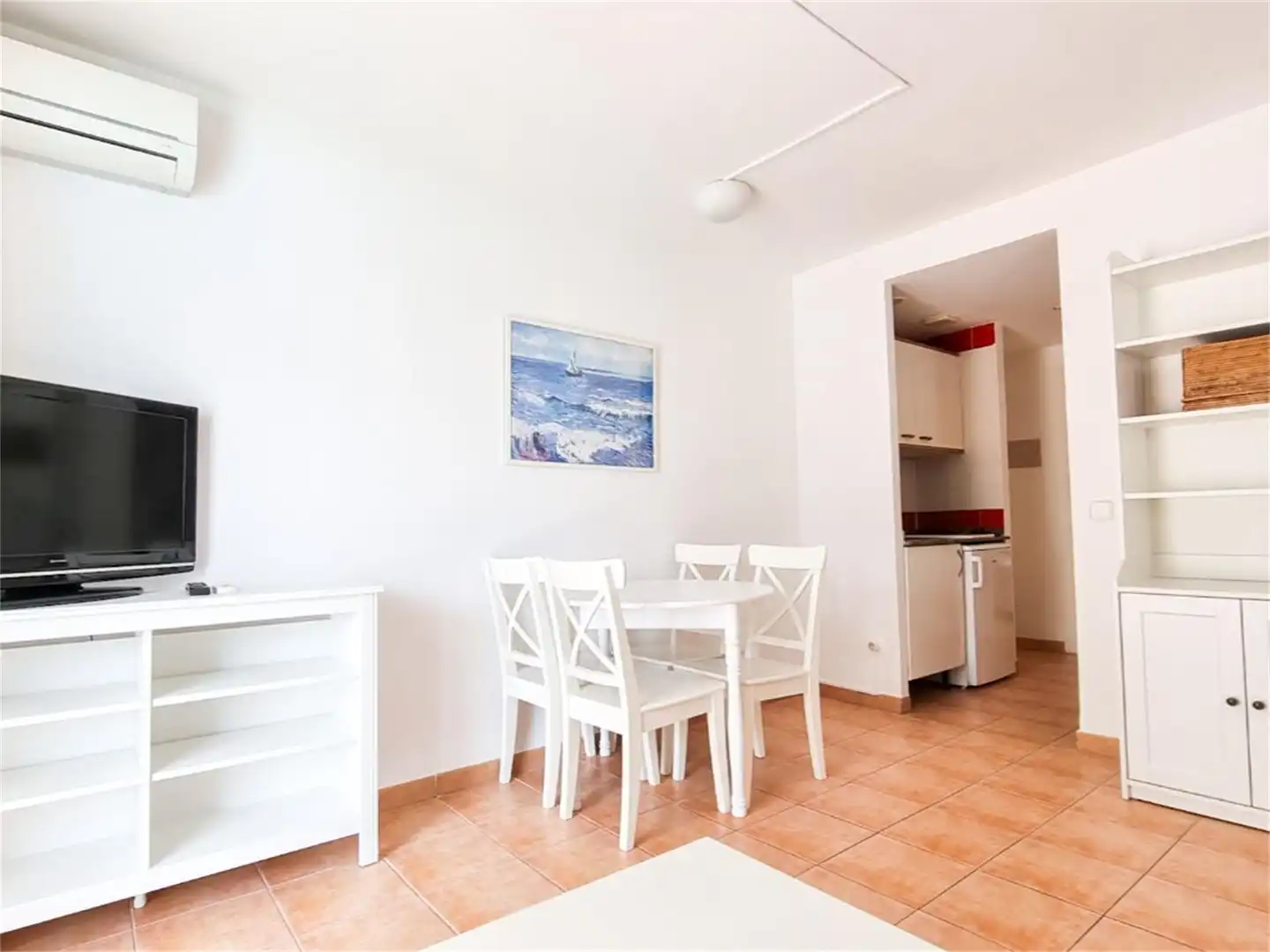 Apartamento en venta en Carrer Els Ficus, Santa Eulària Comedor de Apartamento en venta en Santa Eulària des Riu con Aire acondicionado, Terraza y Piscina