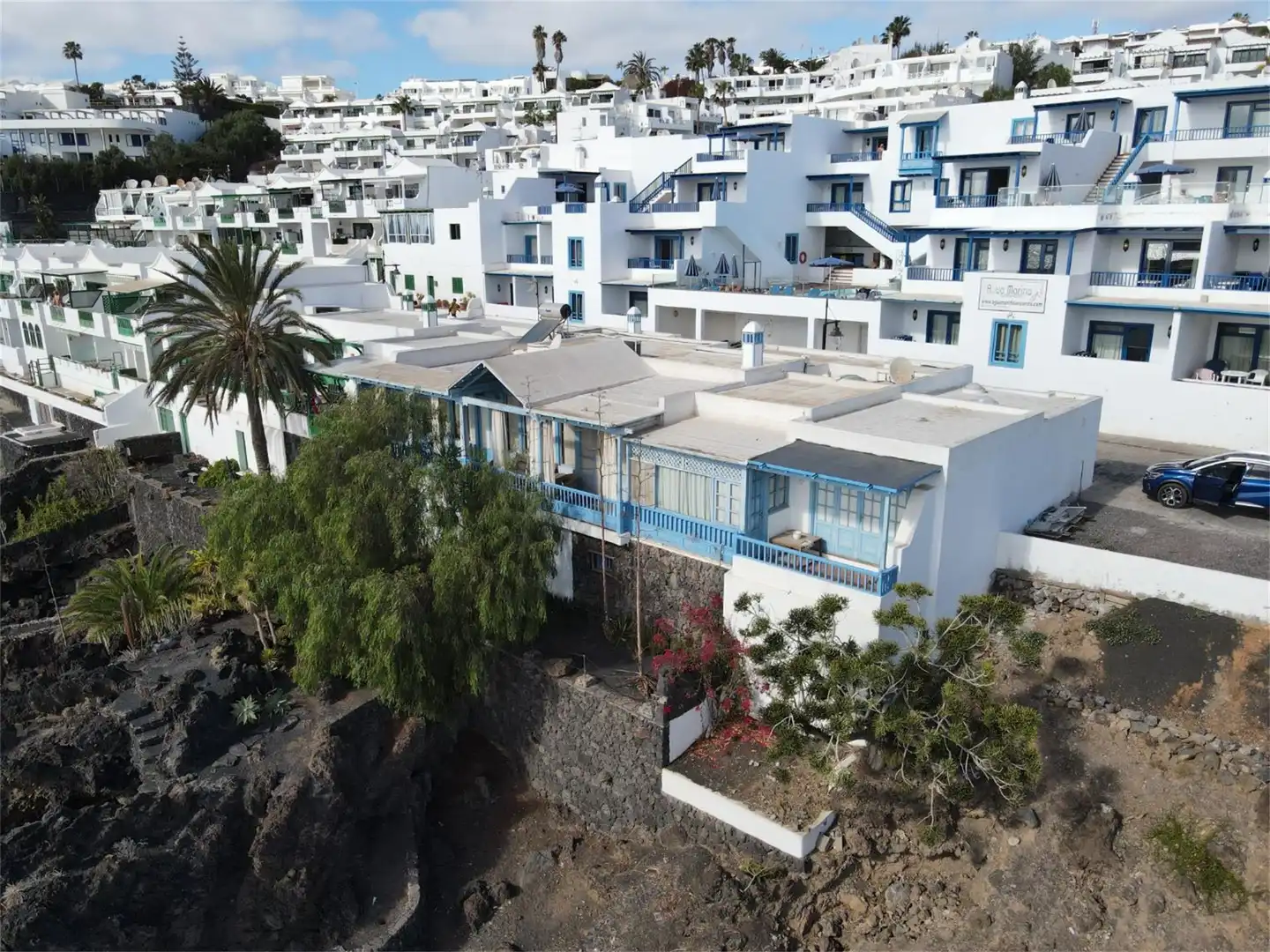 Einfamilien-Reihenhaus zum Verkauf in Calle Los Infantes, Puerto del Carmen Außenansicht von Einfamilien-Reihenhaus zum Verkauf in Tías mit Klimaanlage, Privatgarten und Balkon