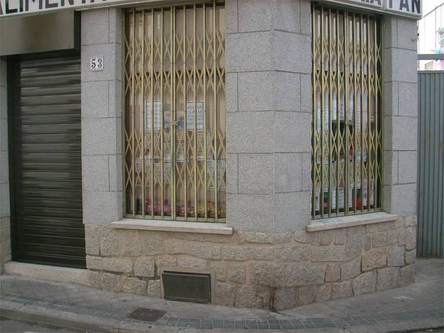 Local comercial en Alquiler en Calle Cruz de San Francisco, 55 en Centro