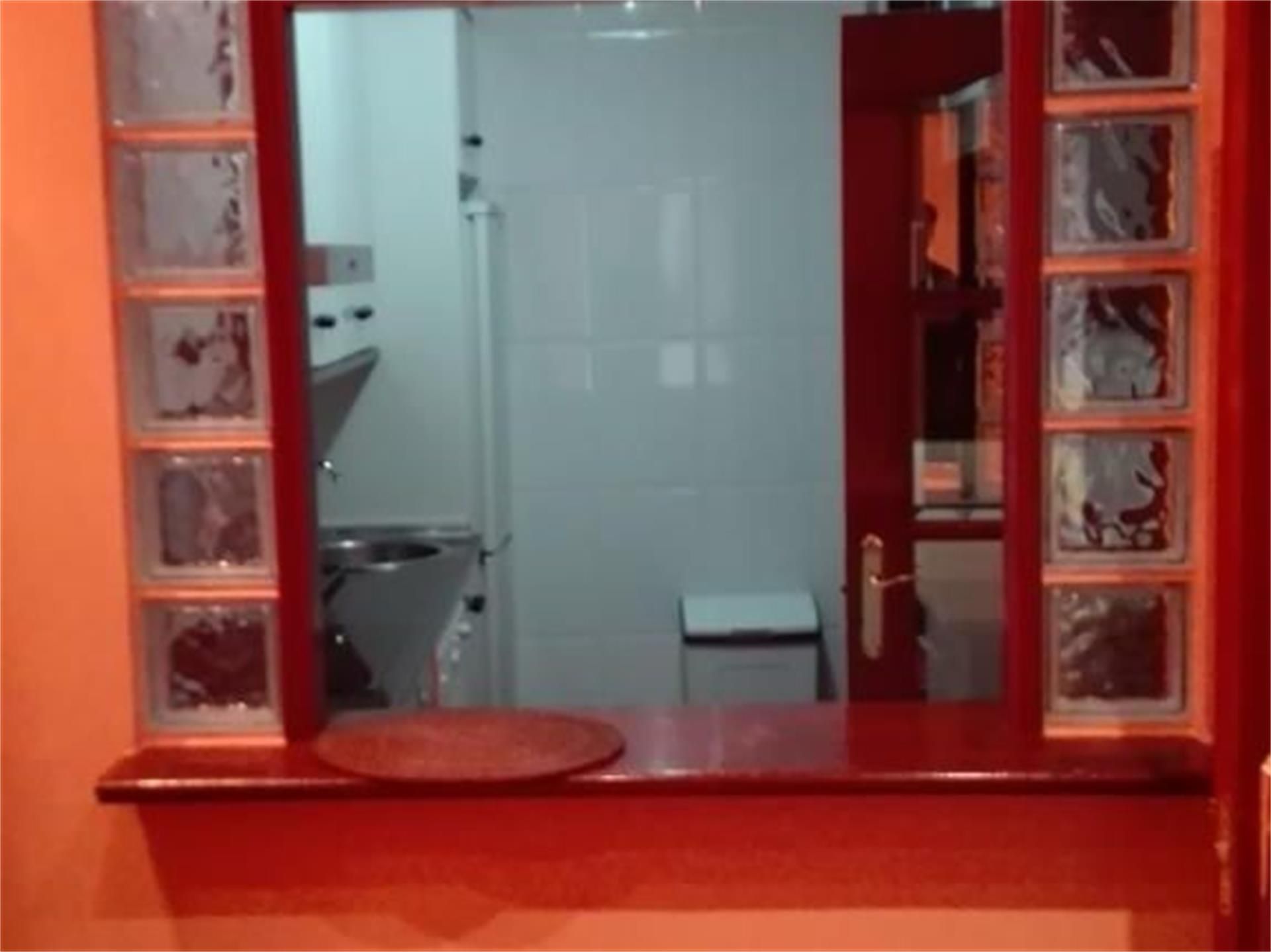 Bathroom of Flat for sale in Bilbao 