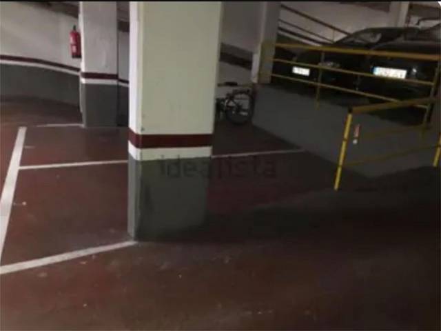 Garaje en Alquiler en Carrer del Vallespir en Sants