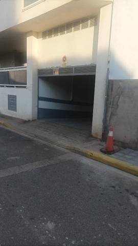Garaje en Alquiler en Calle de Almazora, 10 en Moncófar Pueblo