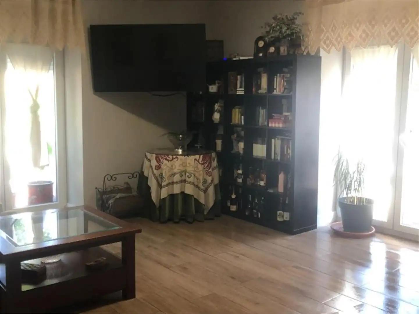 Wohnung zum Verkauf in Calle de Abastos, Centro Wohnzimmer von Wohnung zum Verkauf in Aranjuez mit Klimaanlage und Balkon