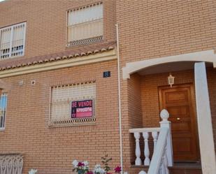 Exterior view of House or chalet for sale in  Almería Capital  with Air Conditioner and Terrace