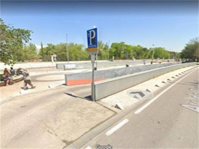 Garaje en Venta en Avenida de Portugal, 111 en Puerta del Ángel