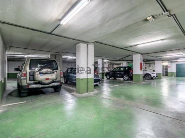 Garaje en Alquiler en Paseo del Emperador Carlos V en Castaño - Mirasierra