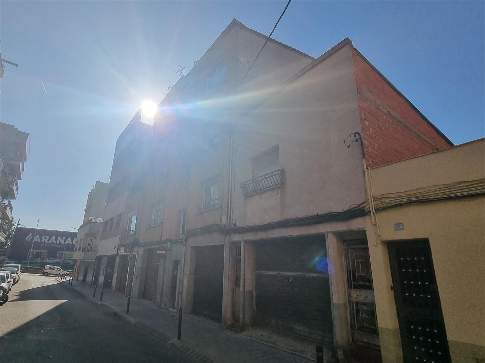 Exterior view of Single-family semi-detached for sale in Terrassa