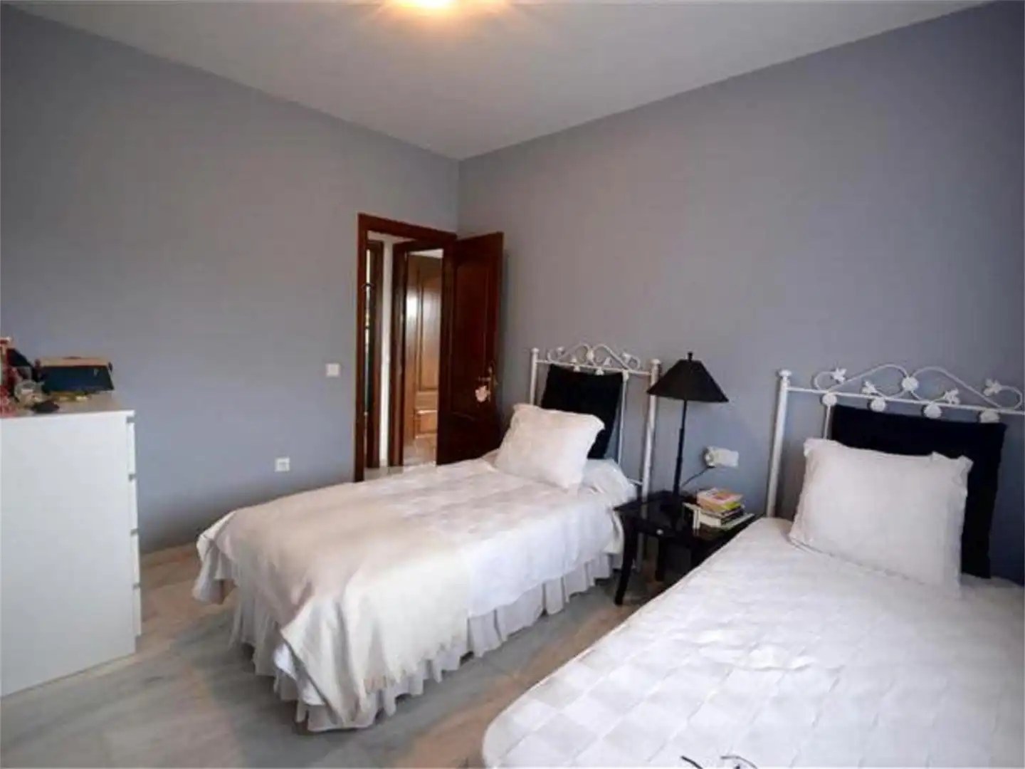 Casa o chalet de alquiler en Calle Amanecer, Guadalobón Habitación de Casa o chalet de alquiler en Estepona con Aire acondicionado, Calefacción y Jardín privado