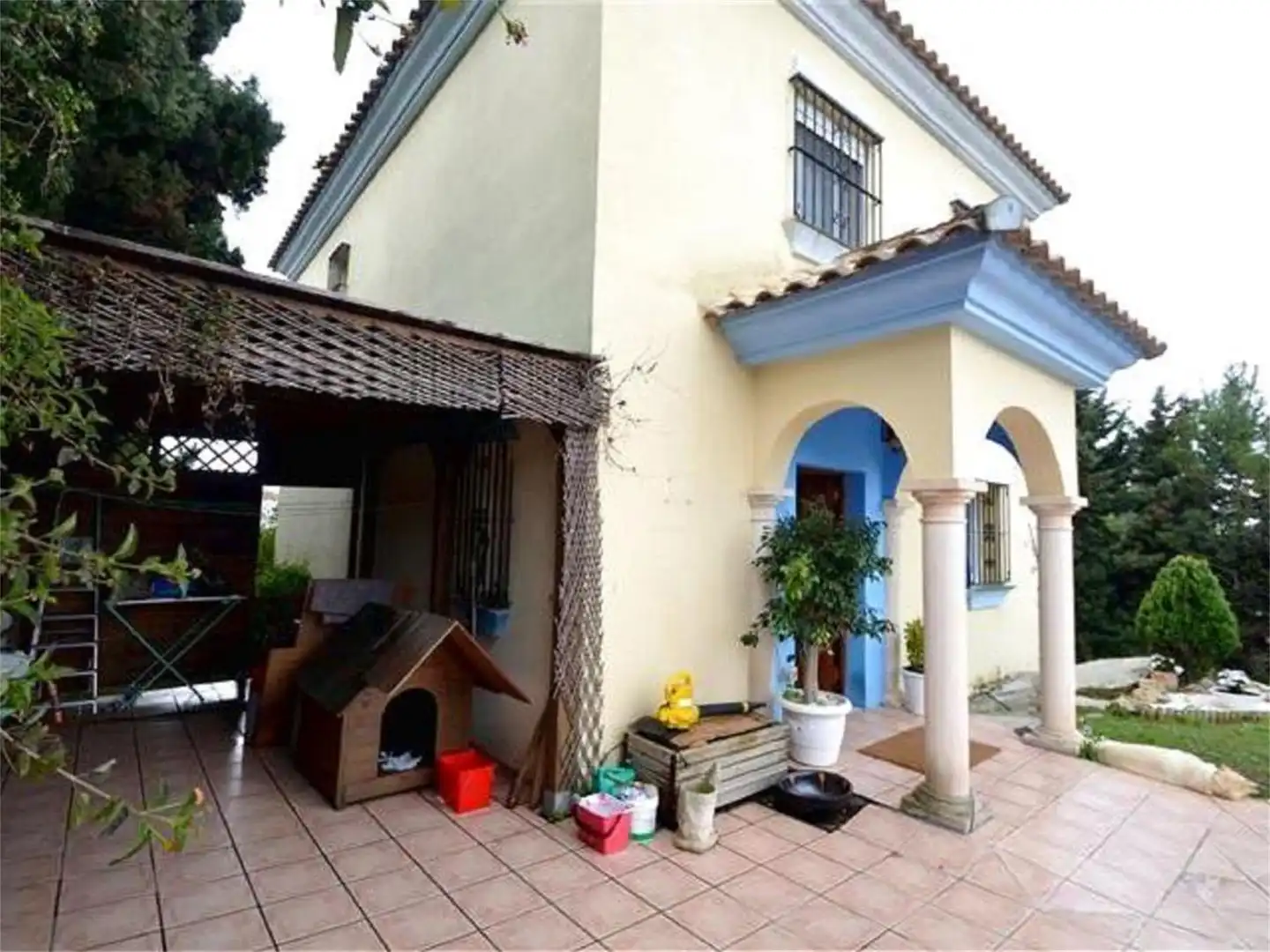 Casa o chalet de alquiler en Calle Amanecer, Guadalobón Vista exterior de Casa o chalet de alquiler en Estepona con Aire acondicionado, Calefacción y Jardín privado
