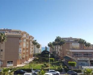 Vista exterior de Casa adosada en venda en Torrox amb Terrassa i Balcó