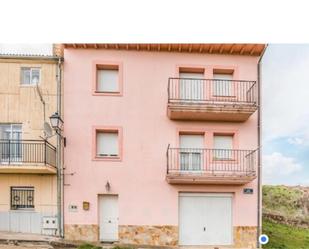 Vista exterior de Casa o xalet en venda en El Barco de Ávila  amb Balcó