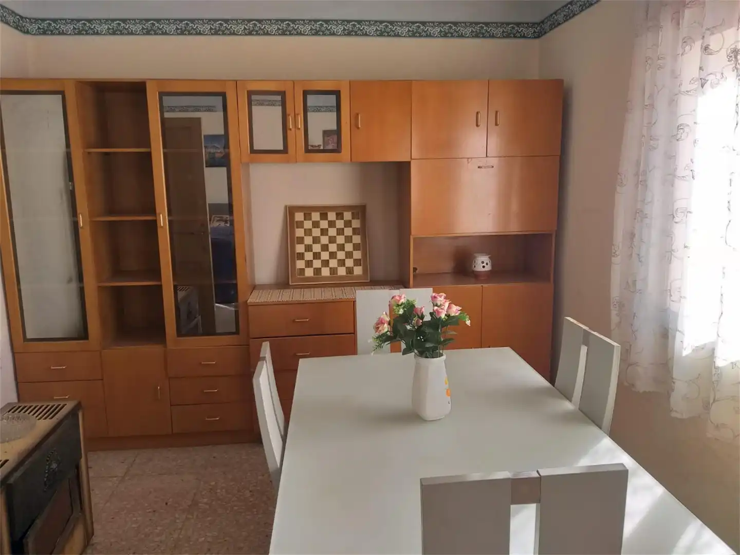 Casa adosada en venta en Carretera Cariñena 2, 10, Belchite Comedor de Casa adosada en venta en Belchite con Calefacción, Jardín privado y Terraza