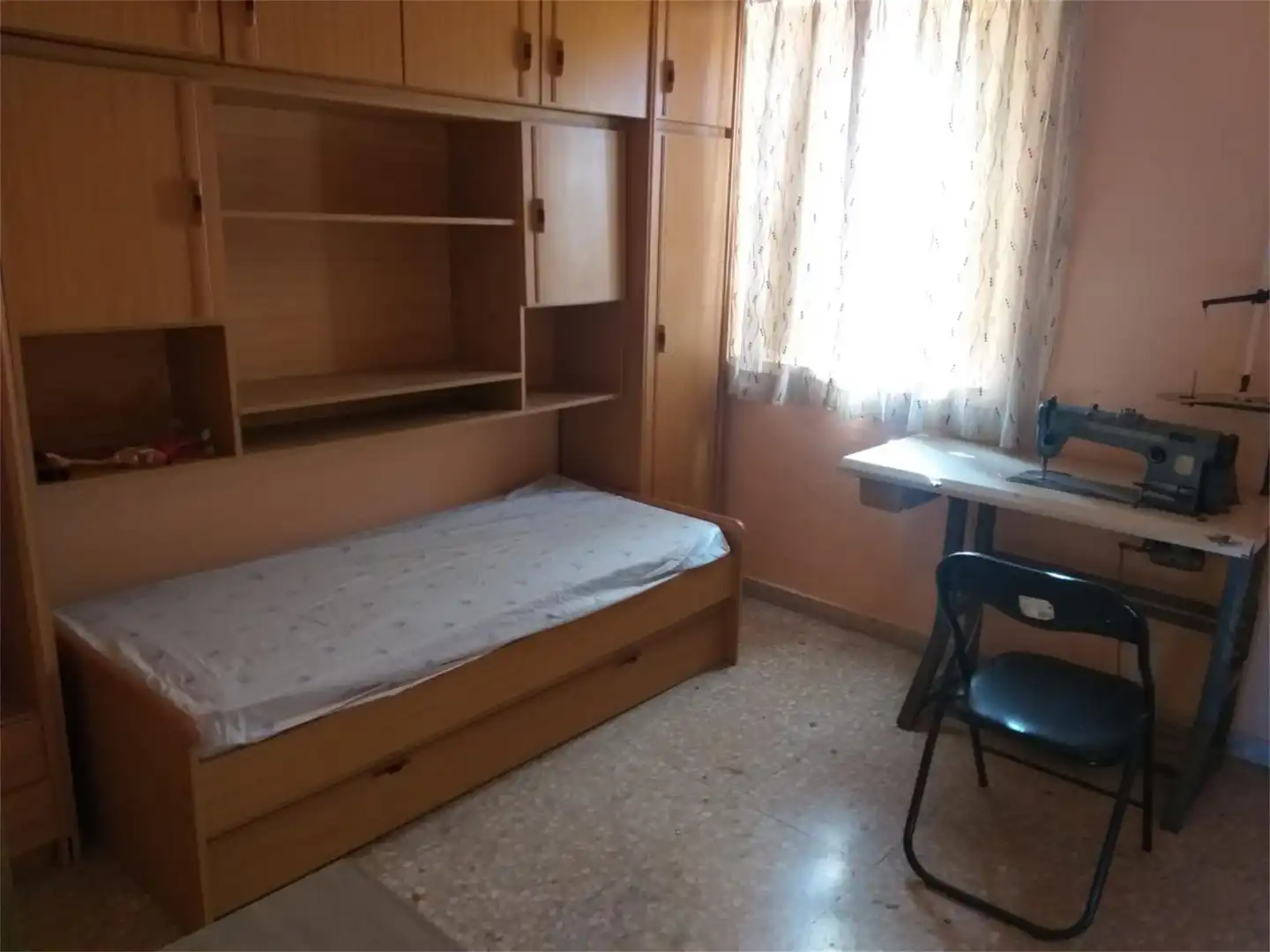 Casa adosada en venta en Carretera Cariñena 2, 10, Belchite Habitación de Casa adosada en venta en Belchite con Calefacción, Jardín privado y Terraza