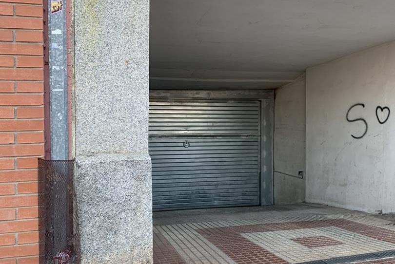 Photo 1 of Garage for sale in Camí de Can Comelles, Nucli Urbà, Barcelona