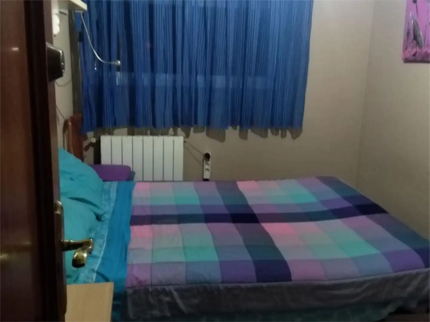 Bedroom of Flat for share in L'Hospitalet de Llobregat  with Air Conditioner, Heating and Storage room