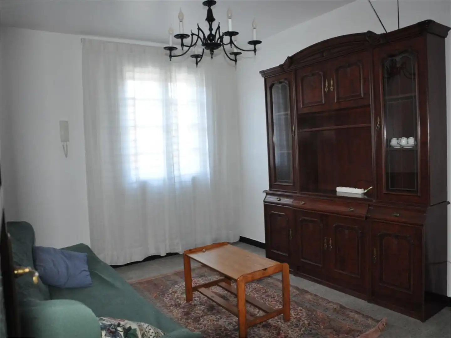 Flat for rent in Rúa Francés, Campus Norte - San Caetano Living room of Flat for rent in Santiago de Compostela with Heating, Furnished and Video intercom