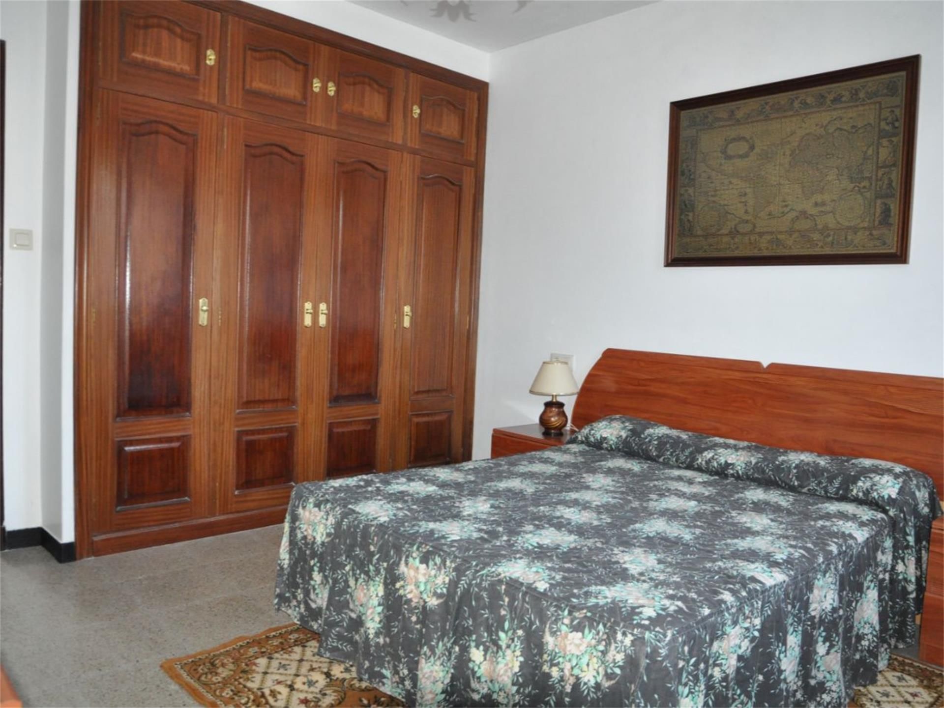 Bedroom of Flat to rent in Santiago de Compostela   with Heating, Furnished and Video intercom