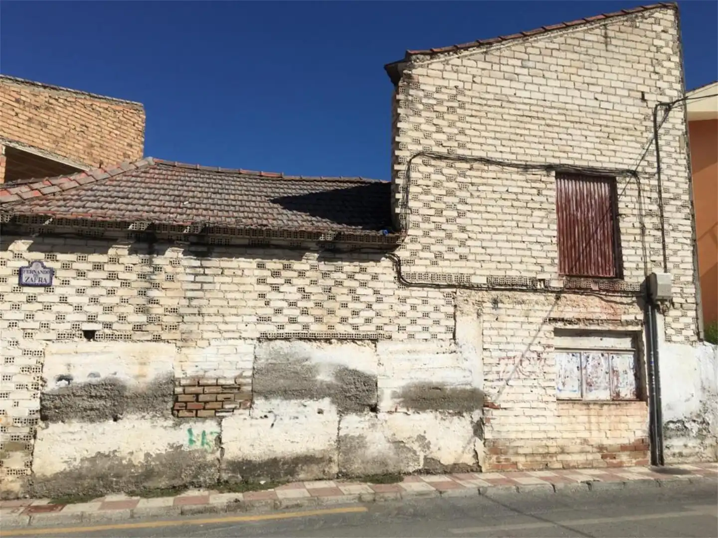Vista exterior de Casa adosada en venda en Churriana de la Vega