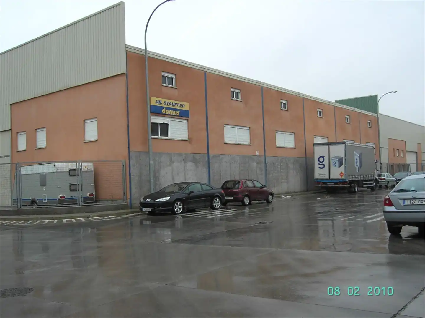 Vista exterior de Nave industrial de alquiler en Santovenia de Pisuerga