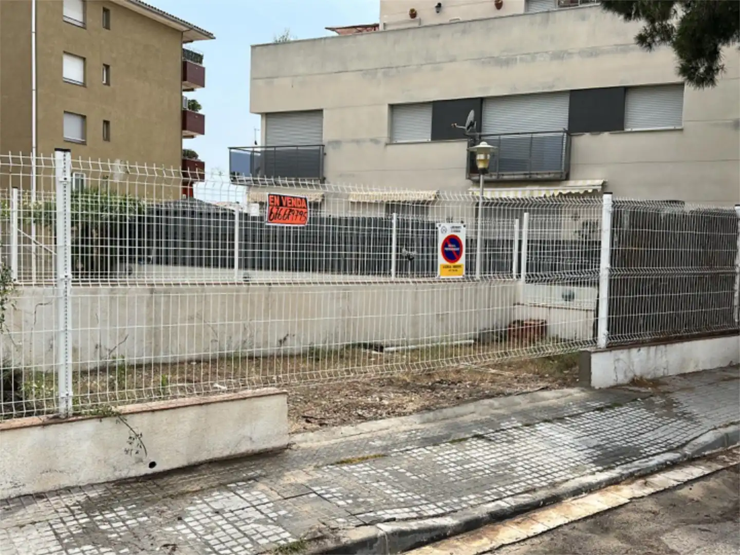 Garatge en venda a Carrer Greco, 2, El Francàs Vista exterior de Garatge en venda en El Vendrell
