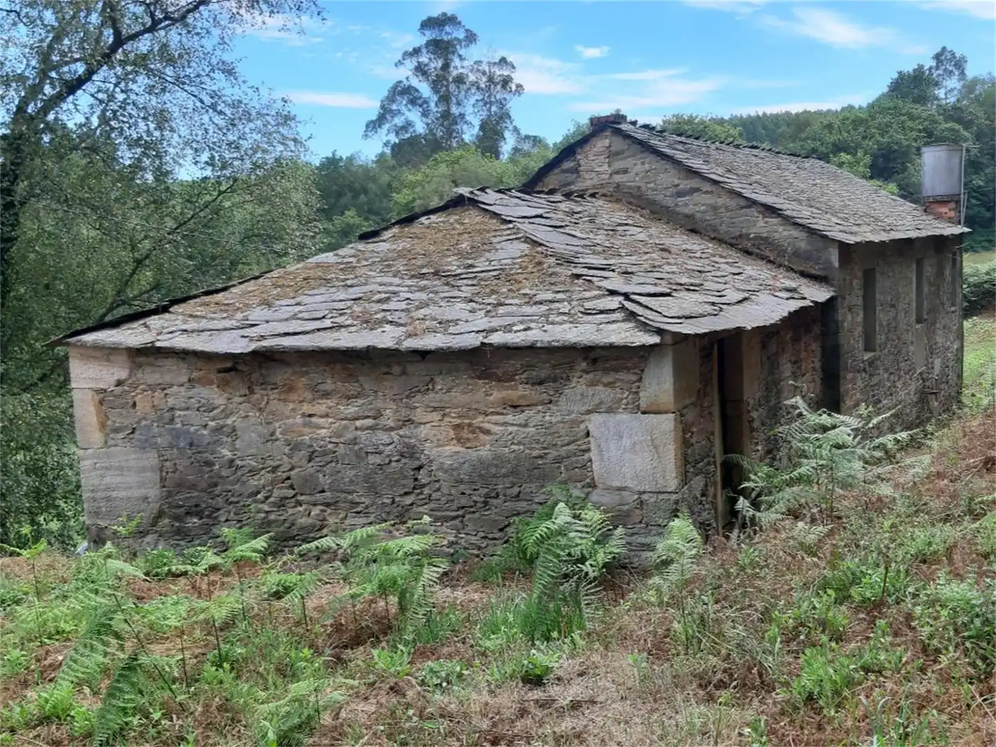 Casa o xalet en venda a O Vilar-O Alto de Xestoso, Monfero Vista exterior de Casa o xalet en venda en Monfero