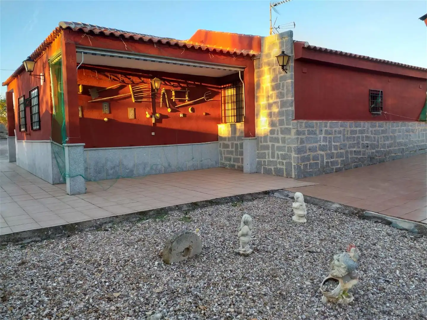 Finca rústica en venta en Calle Huerto, San Martín de Montalbán Jardín de Finca rústica en venta en San Martín de Montalbán con Calefacción, Jardín privado y Trastero