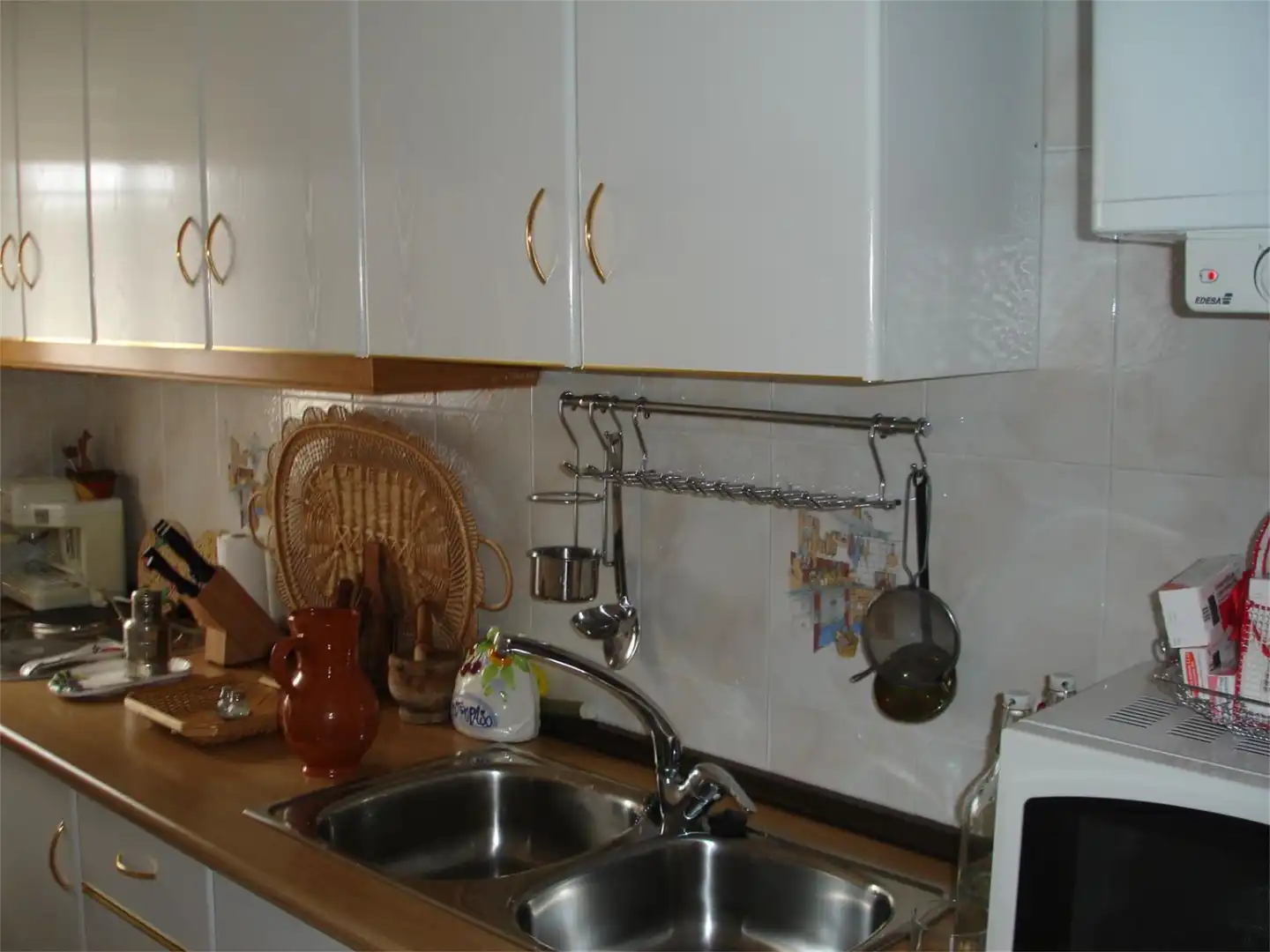 Finca rústica en venta en Calle Huerto, San Martín de Montalbán Cocina de Finca rústica en venta en San Martín de Montalbán con Calefacción, Jardín privado y Trastero
