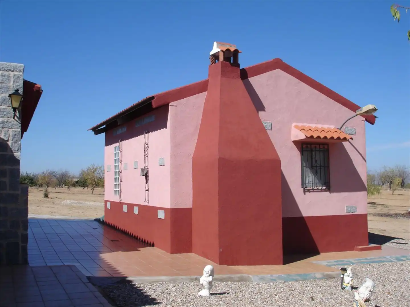 Finca rústica en venta en Calle Huerto, San Martín de Montalbán Vista exterior de Finca rústica en venta en San Martín de Montalbán con Calefacción, Jardín privado y Trastero