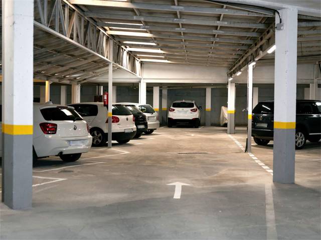 Garaje en Alquiler en Calle del Aire en Marchamalo