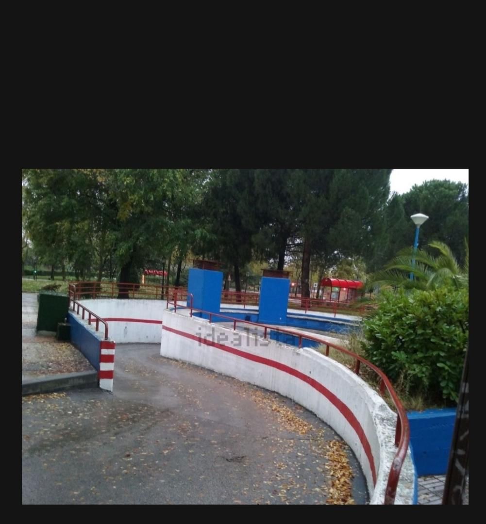 Garage to rent in Calle de Carballino, Valderas - Los Castillos