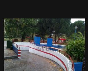 Garatge de lloguer a Calle de Carballino, Valderas - Los Castillos