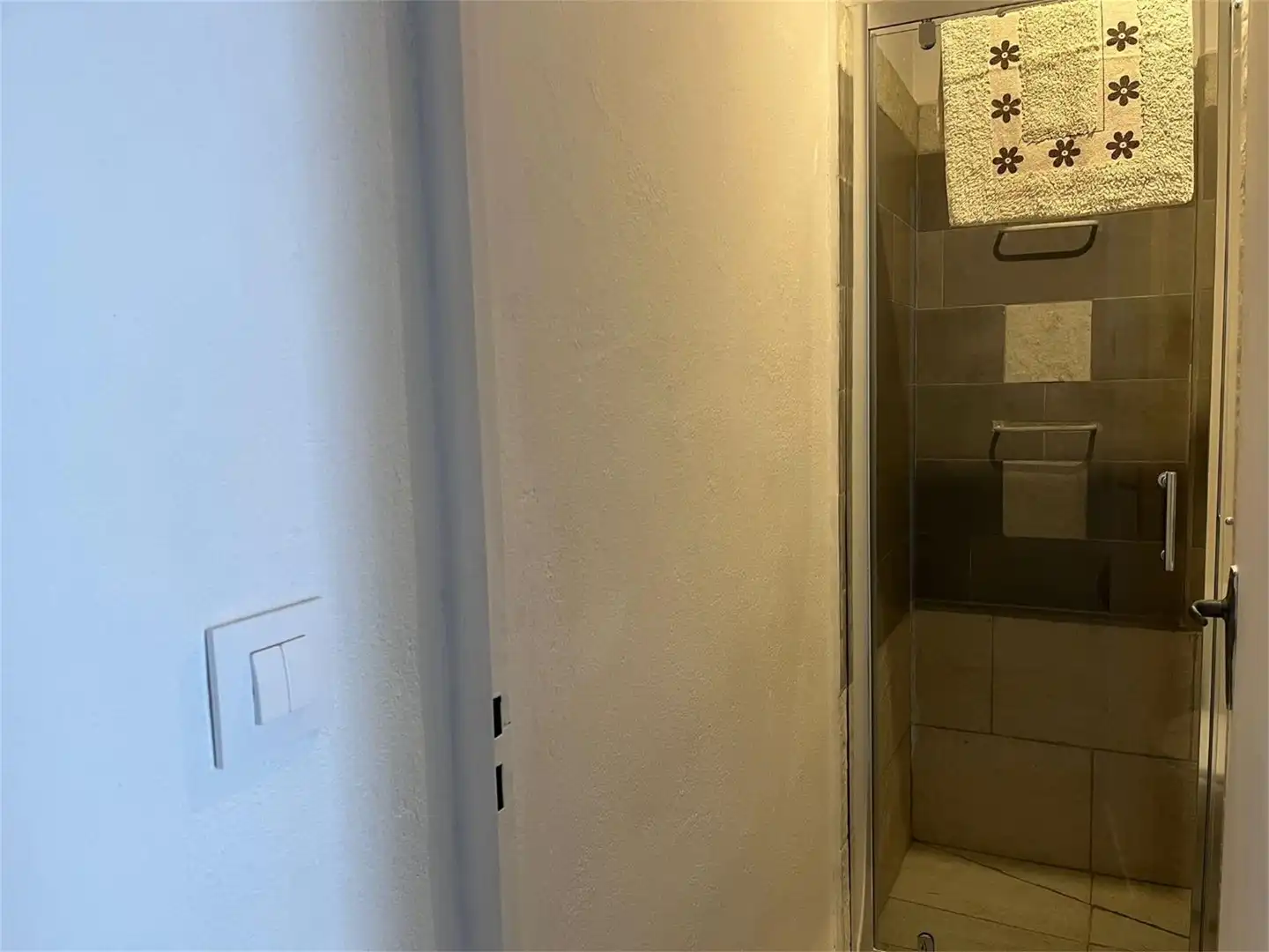 Baño de Piso en venta en Fuentes de León con Terraza, Amueblado y Balcón
