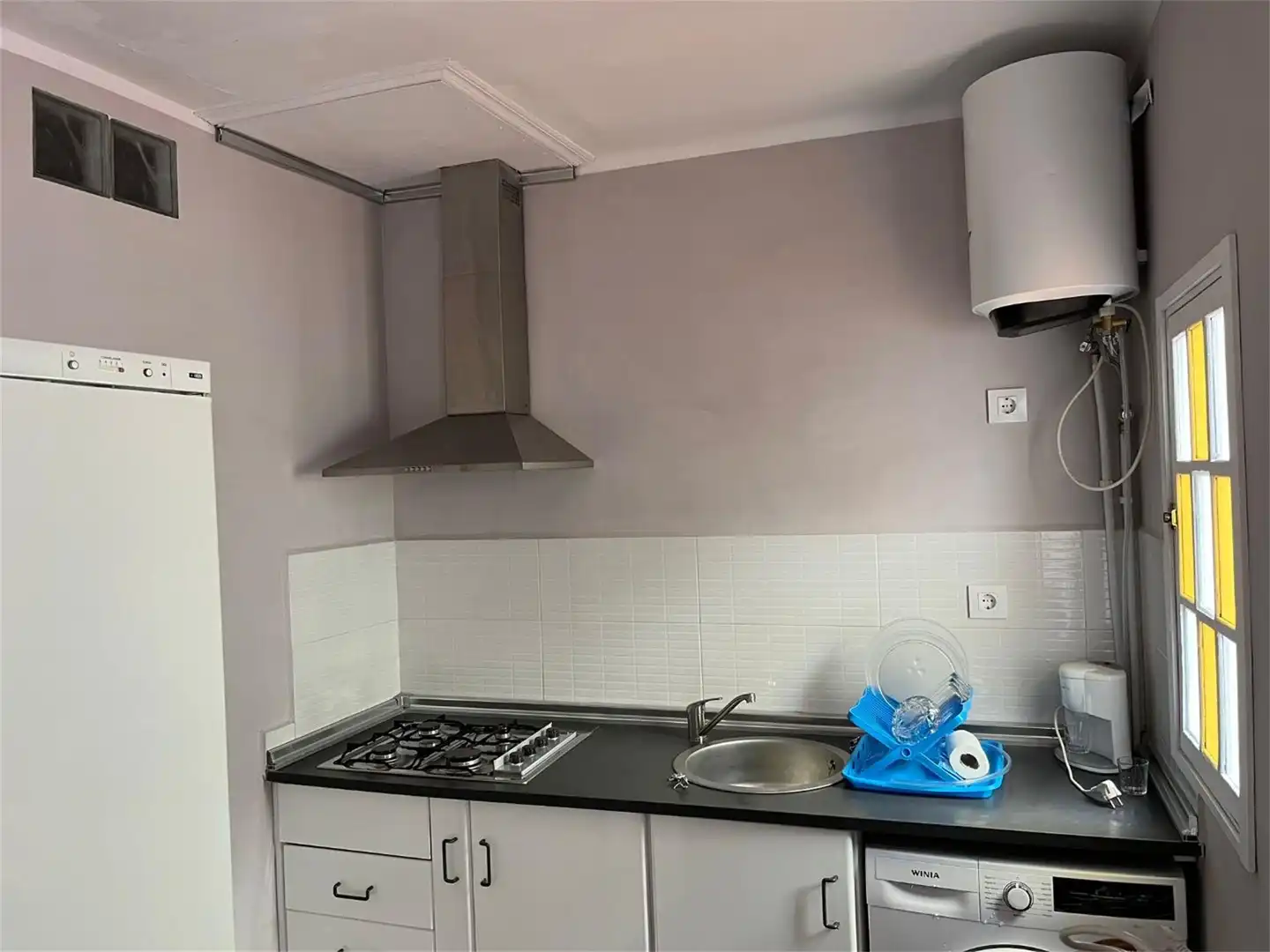 Cocina de Piso en venta en Fuentes de León con Terraza, Amueblado y Balcón