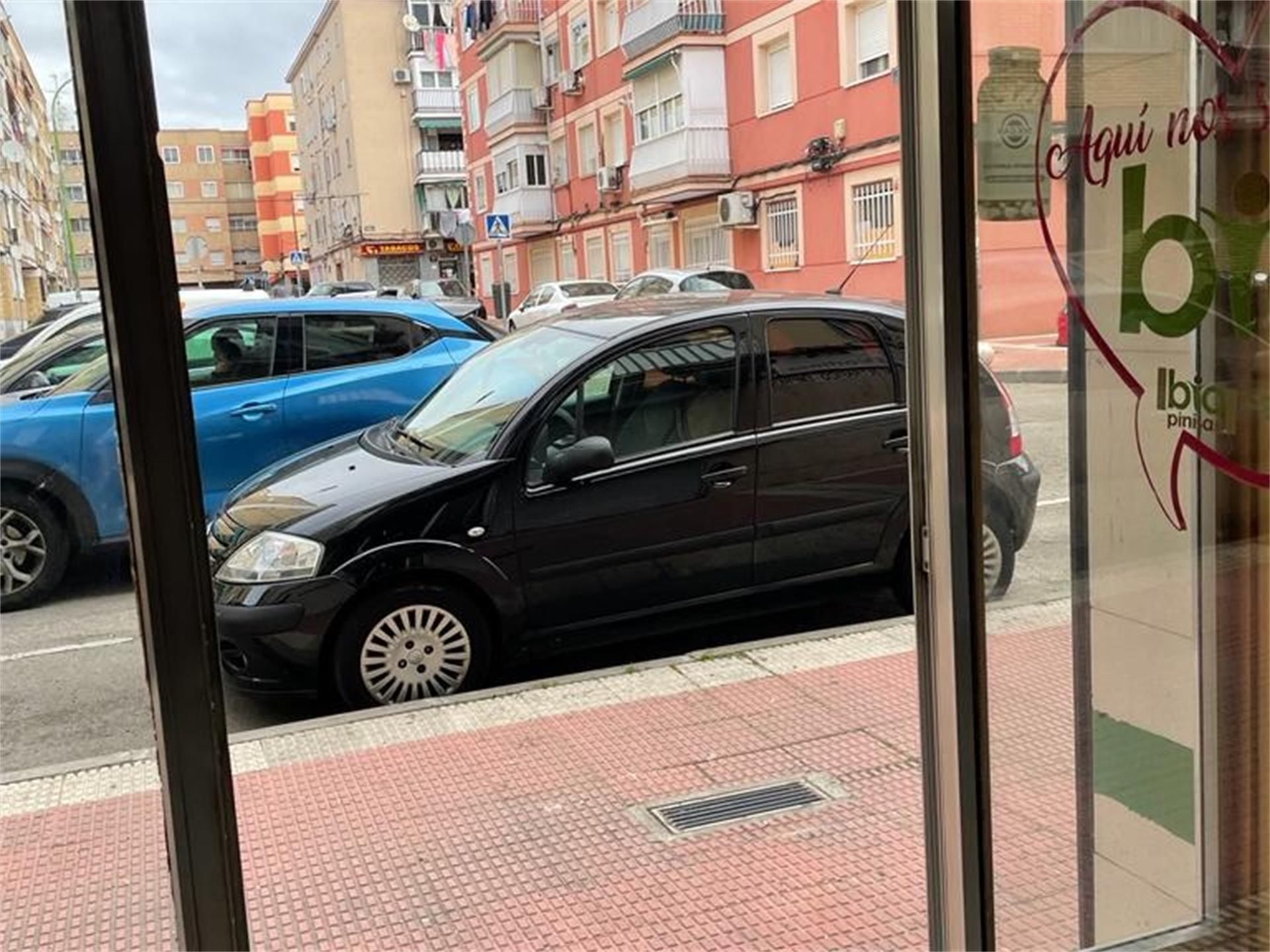 Aparcament de Local en venda en Parla