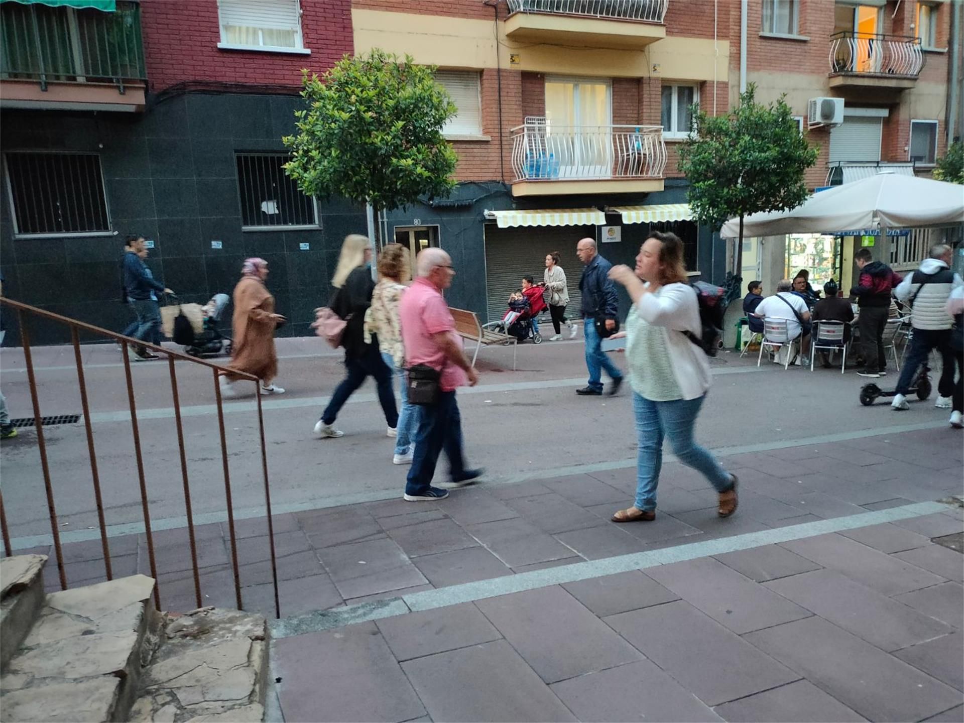 Vista exterior de Local de alquiler en Viladecans