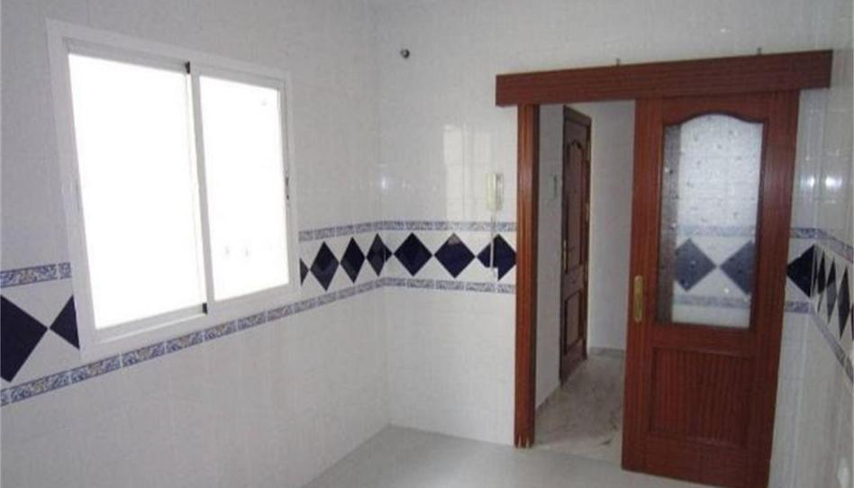 Photo 1 of Flat for sale in Calle José de Espronceda, Pescadores - Saladillo, Cádiz
