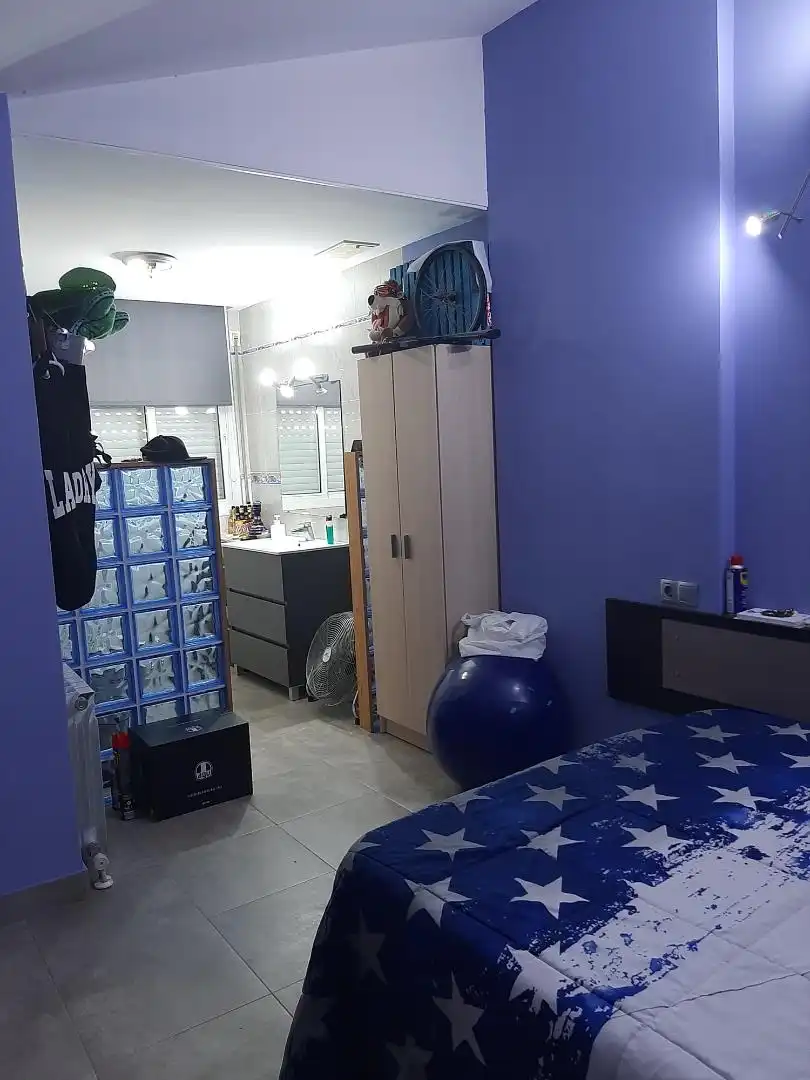Schlafzimmer von Dachboden zum Verkauf in Tarragona mit Klimaanlage, Heizung und Terrasse