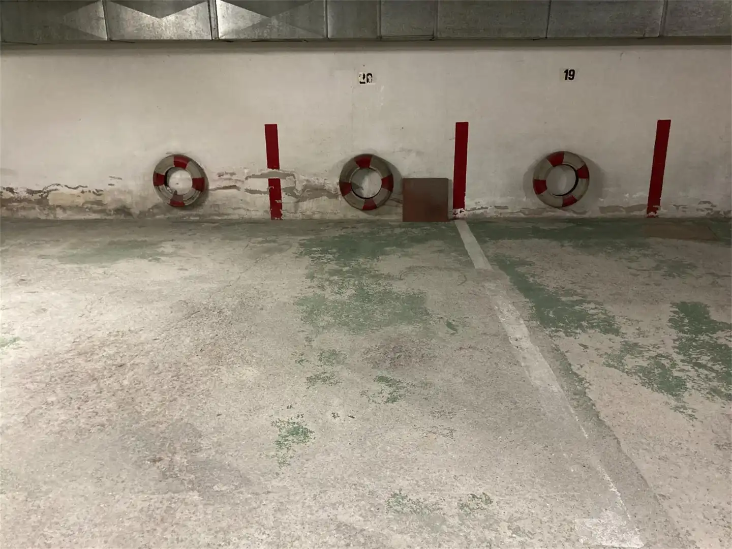 Garaje en venta en Rúa Pintor Pérez Villaamil, Plaza de España Parking de Garaje en venta en Ferrol