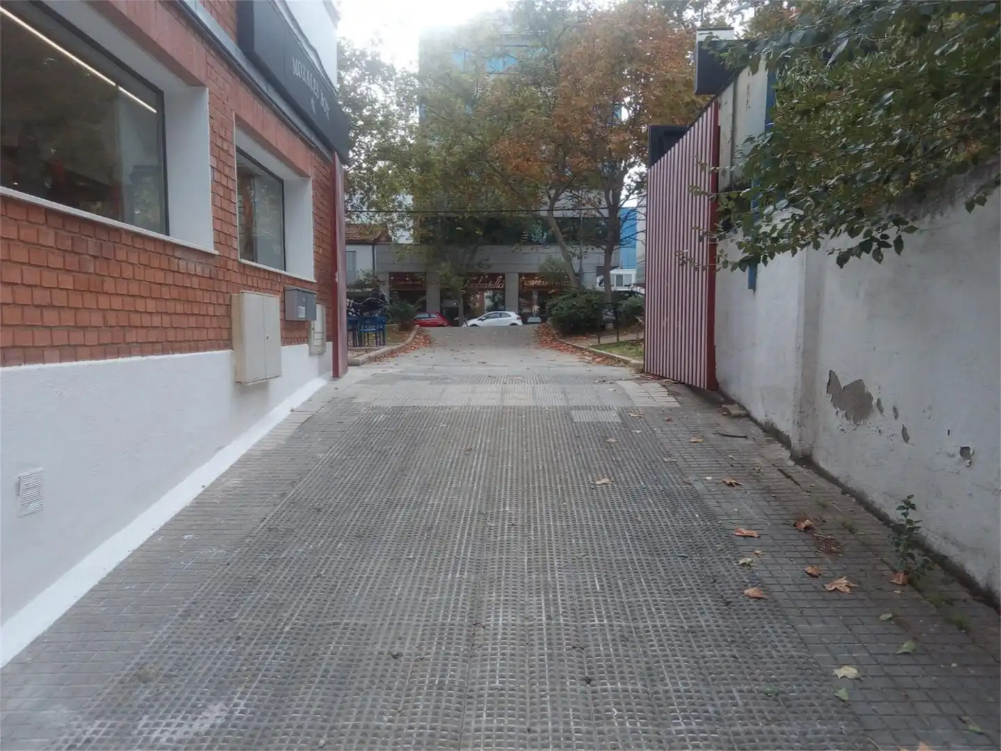 Geschaftsraum zum Verkauf in Calle de Alcalá, 505, Salvador Parkplatz von Geschaftsraum zum Verkauf in Madrid mit Klimaanlage und Heizung