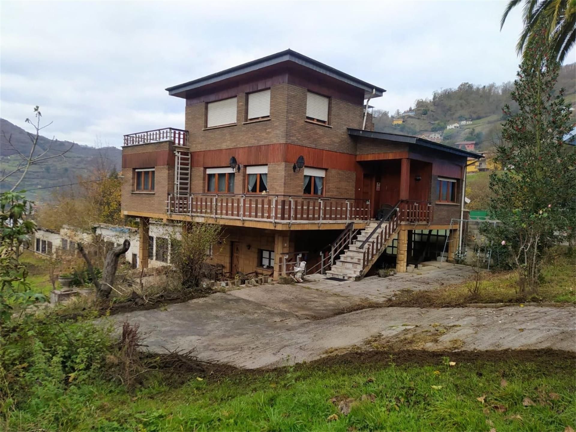 Exterior view of House or chalet for sale in Aller  with Terrace
