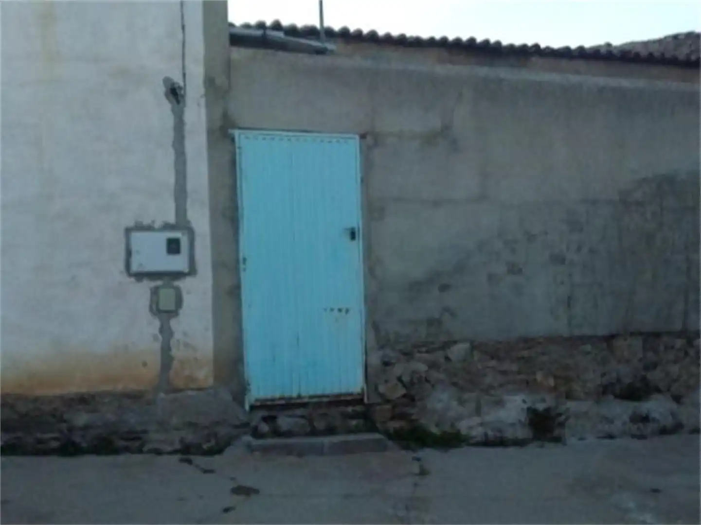 Vista exterior de Garaje en venta en San Miguel de Serrezuela con Amueblado