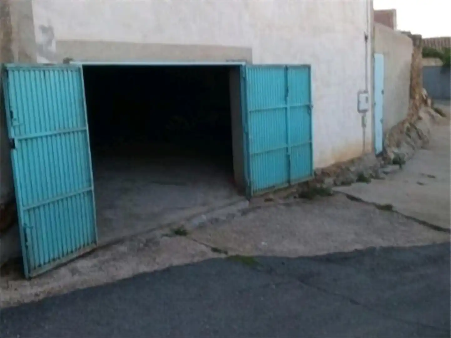 Parking de Garaje en venta en San Miguel de Serrezuela con Amueblado