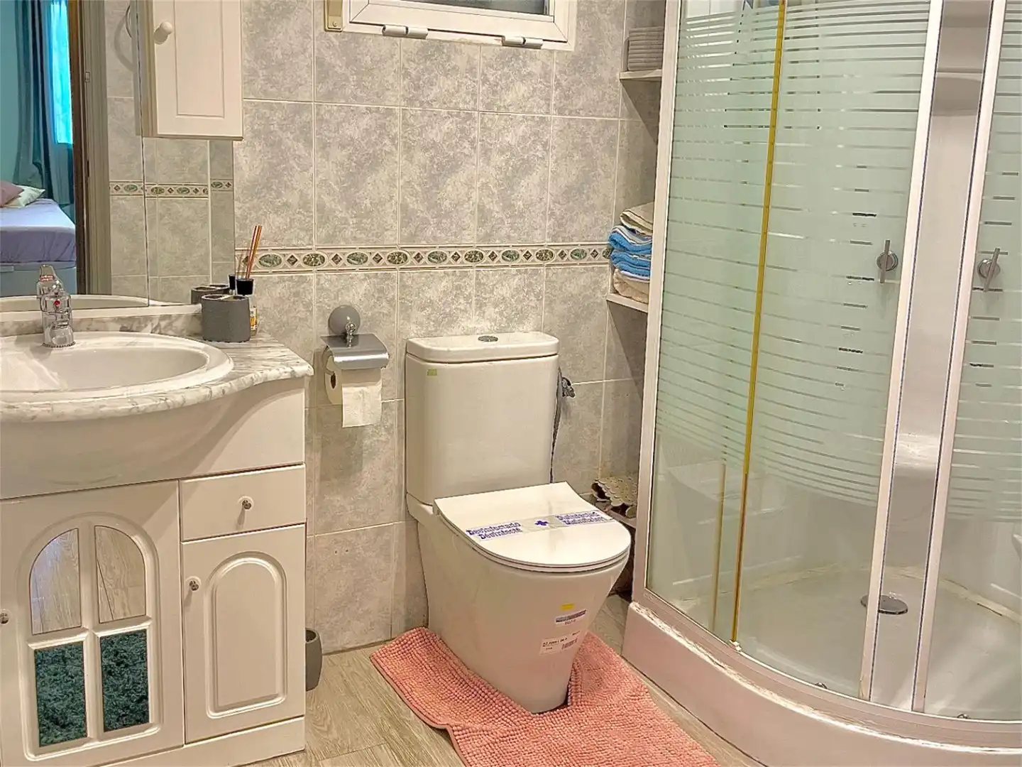 Flat for rent in Calle Cuento, Aguamarina Bathroom of Flat for rent in Orihuela with Air Conditioner, Terrace and Furnished