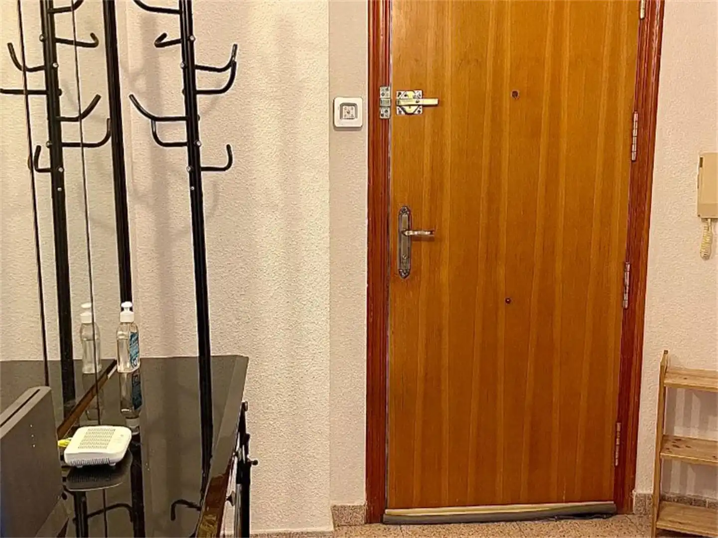 Flat for rent in Calle Molivent, Las Viñas Flat for rent in Guardamar del Segura with Air Conditioner, Furnished and Balcony